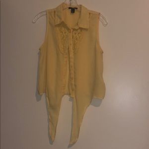 Lace neckline button up